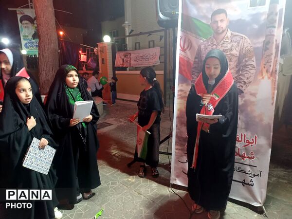 نقش‌آفرینی پیشتازان دبستان بنیاد ۱۵ خرداد در موکب سازمان دانش‌آموزی ابرکوه