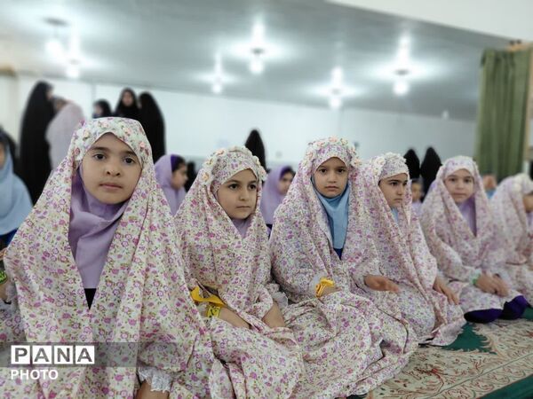 مراسم پرشور چهلمین روز شهادت دانش آموزان مدرسه  شجره طیبه شهر میناب در کلات 