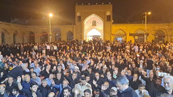 مراسم وداع با شهید امنیت هادی میرآبادی در مسجد جامع شهرستان نیشابور 