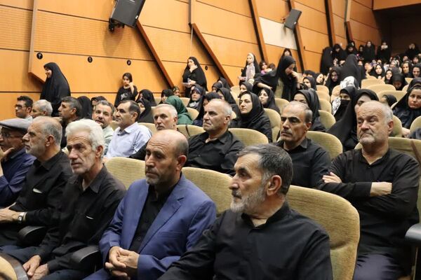 مراسم چهلم شهدای اقتدار در کوهدشت با حضور فرمانده سپاه حضرت ابوالفضل لرستان