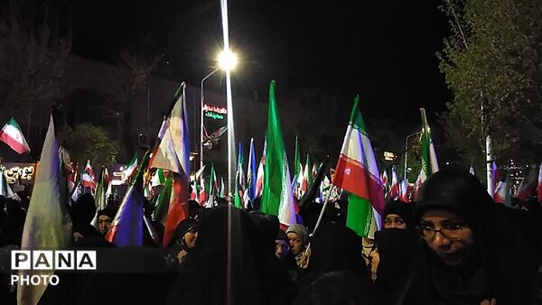 تشییع پیکر شهید رضا روزگرد در نیشابور