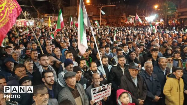  نماز استغاثه و راهپیمایی باشکوه مردم در سوگ رهبر شهید