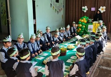 جشن قرآن در دبستان پسرانه ثارالله ناحیه دو شهرری 