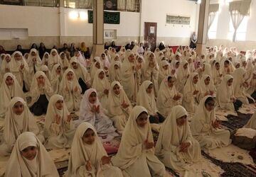 جشن تکلیف ۱۵۰ فرشته زمینی