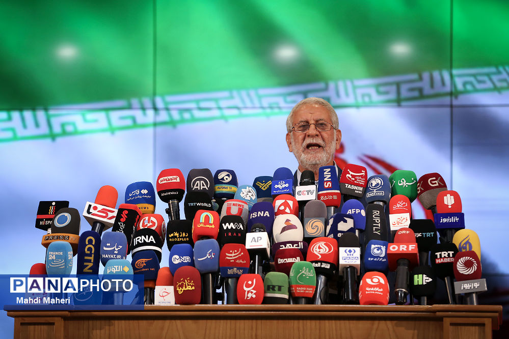 حزب و گروه من مردم شریف ایران هستند