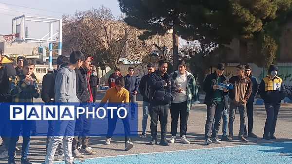 سومین روز از مسابقات گروهی والیبال در دبیرستان شاهد ابوذر گروهی