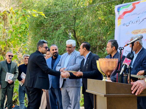 رقابت ورزشکاران دیار کریمان در مسیرهای طبیعی با میزبانی شهرستان عنبرآباد