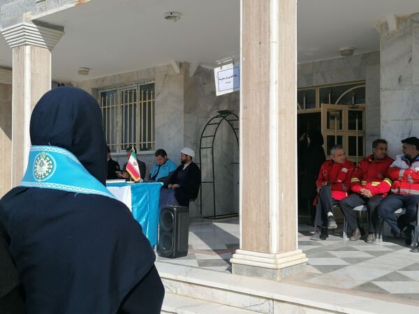 نواختن زنگ زلزله در دبیرستان کوشش شهرستان فاروج 