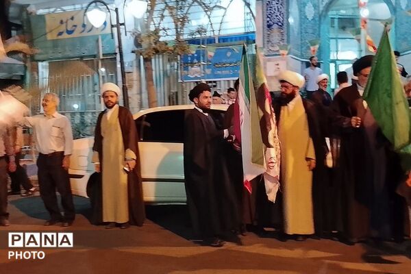 هم‌صدایی مردم و مسئولان در تجمع شبانه شهرک انقلاب