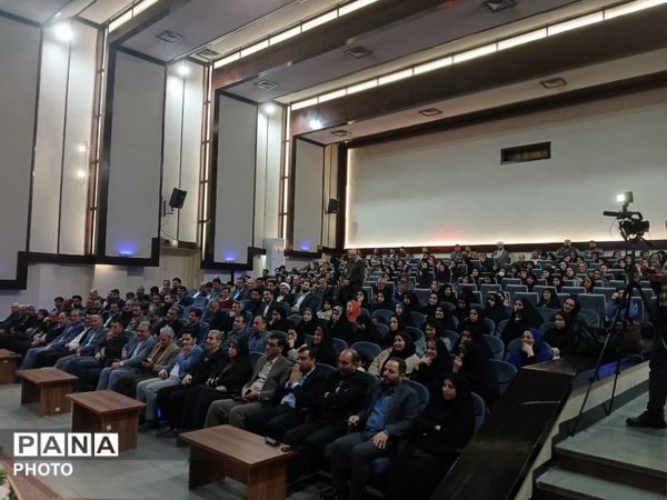 گرامیداشت هفته امور تربیتی و تربیت اسلامی در گلستان