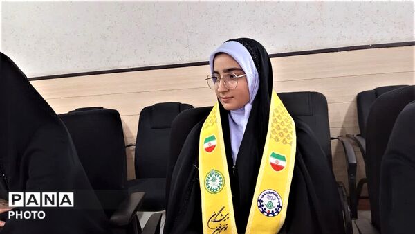 آیین تقدیر از دانش آموزخبرنگاران برگزیده پانا ناحیه 3 قم