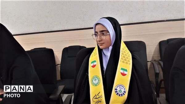 آیین تقدیر از دانش آموزخبرنگاران برگزیده پانا ناحیه 3 قم