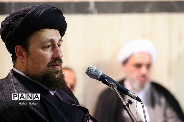 ‌در حوادث اخیر با تمام توان آمده بودند که کودتا کنند و باز سرشان به صخره سنگین ملت ایران خورد