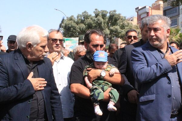 تشییعی که بهارستان را یکپارچه عزادار و مفتخر کرد