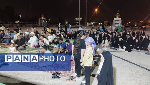 پارسیان در شب ولادت حضرت زینب (س) غرق در شادی و نور 