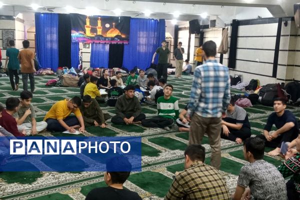 مراسم اعتکاف دانش‌آموزی در بهارستان‌۲ آغاز یک سفر معنوی