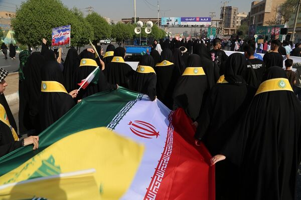 دانش آموزان اهوازی انزجار از استکبار جهانی را در قاب دوربین پانا ثبت کردند