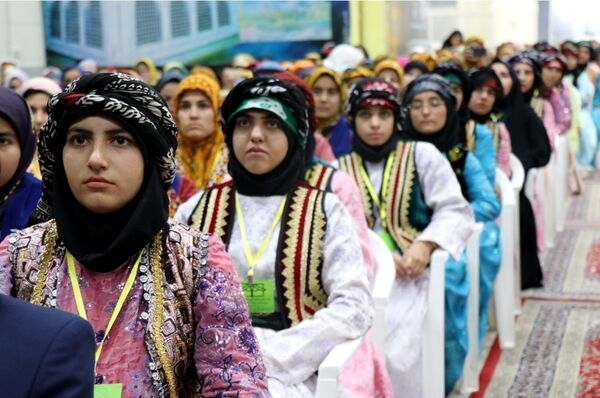 بیست و سومین اردوی کشوری دانش‌آموزان عشایر در مشهد مقدس
