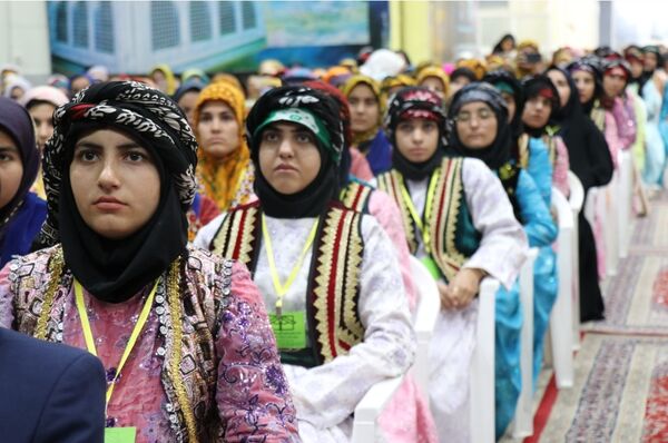 بیست و سومین اردوی کشوری دانش‌آموزان عشایر در مشهد مقدس