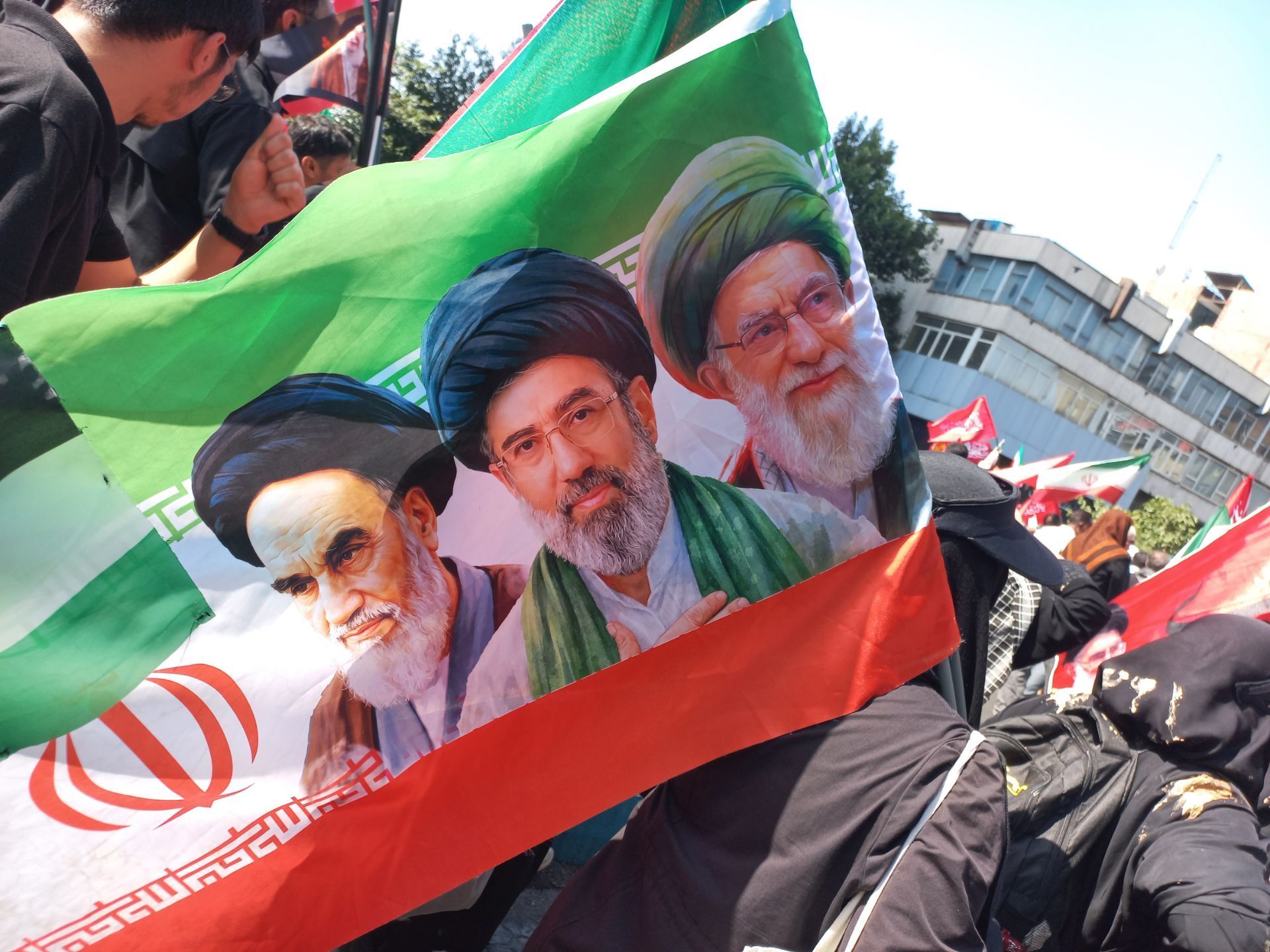 حماسه میلیونی تهران؛ وداعی که تاریخ را رقم زد