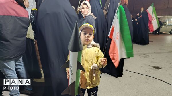 حضور پرشور دهه نودی های ملکانی در تجمعات شبانه