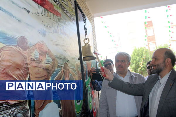 آیین افتتاح و بهره برداری از هنرستان 12 کلاسه انقلاب اسلامی بوشهر