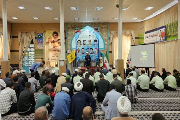 مراسم بزرگداشت شهدای مقاومت و نیروی انتظامی در شهرستان فاروج 