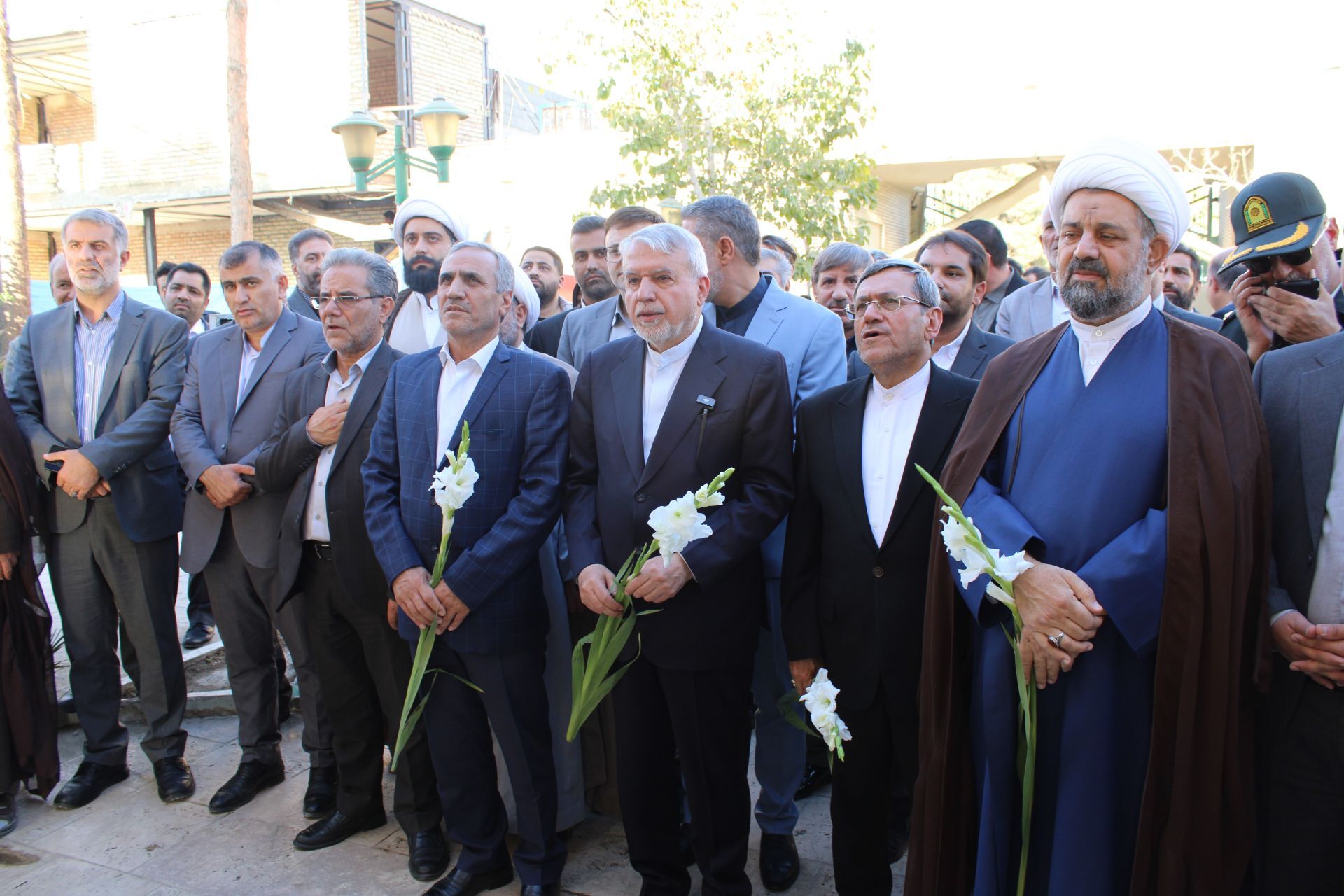 آغاز سفر وزیر میراث‌فرهنگی کشور به رباط‌کریم از امامزاده عمادالدین(ع)