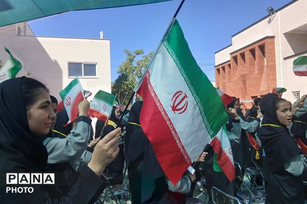  اولین روز مهر در دبیرستان فردوسی