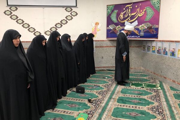 برگزاری کارگاه آموزش مهارت‌های سازمان دانش‌آموزی در دبستان شاهد ام‌البنین (س) ناحیه دو شهرری 