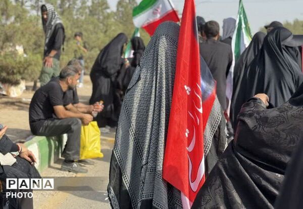 «باید برخاست» جهانی شد