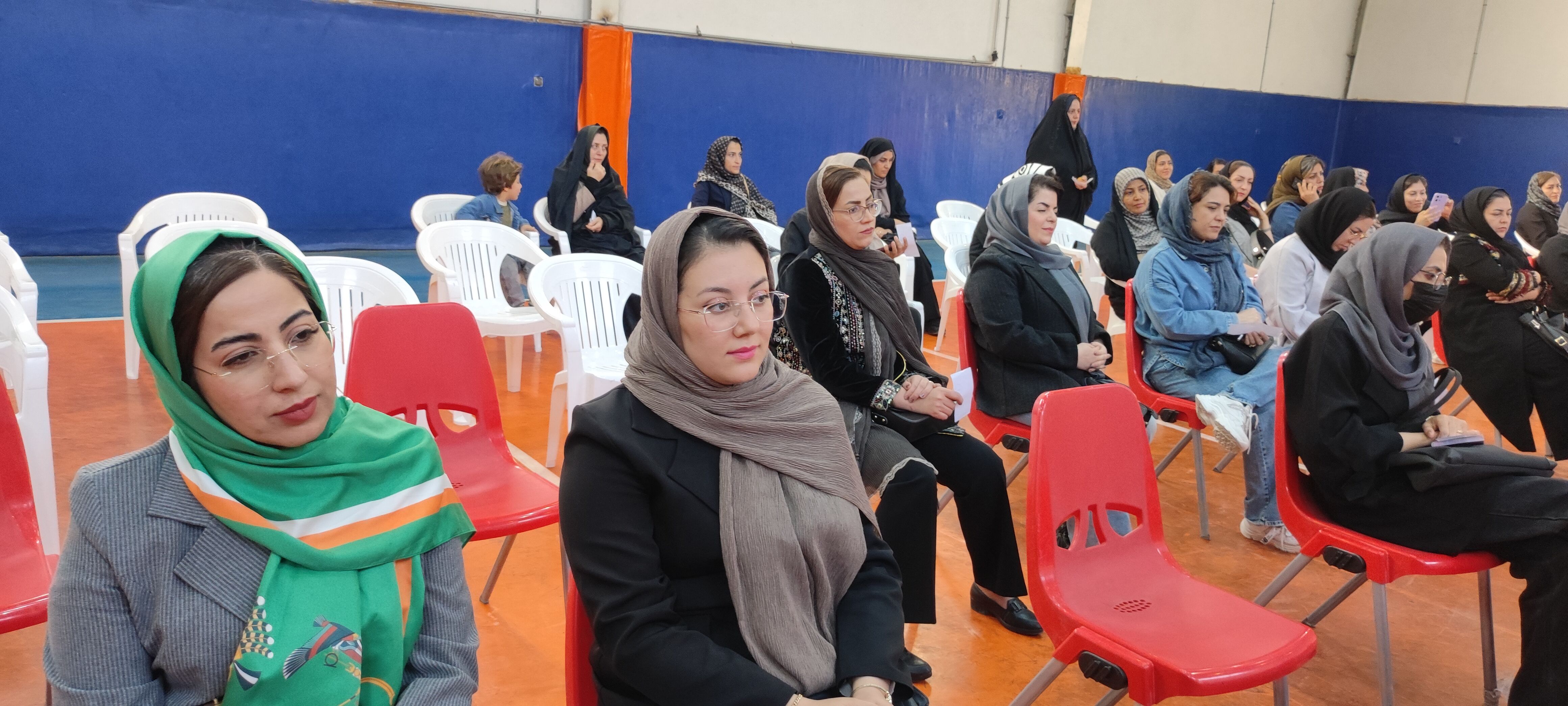 انتخابات انجمن اولیای و مربیان در مدرسه شهدای فرهنگی شهرستان شیروان