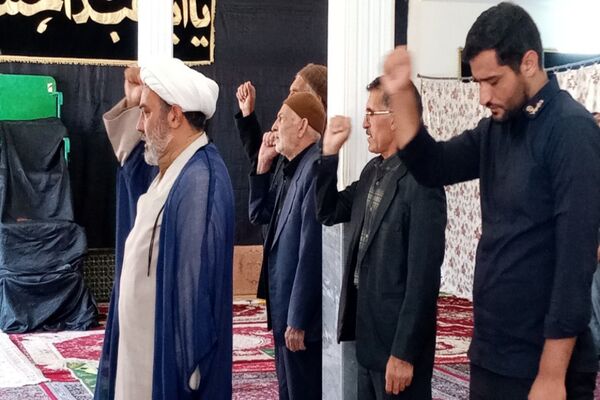 نماز جمعه در مسجد ابوالفضل شهر تیتکانلو