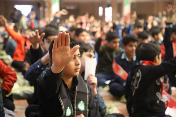 اجتماع باشکوه نوگلان فاطمی با حضور بیش از سه هزار دانش‌آموز گرگانی