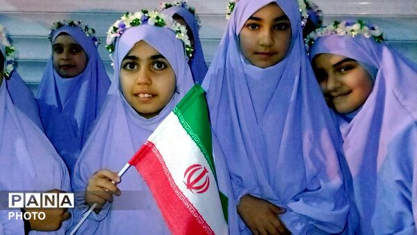 حضور پررنگ کودکان و نوجوان در تجمعات شبانه 