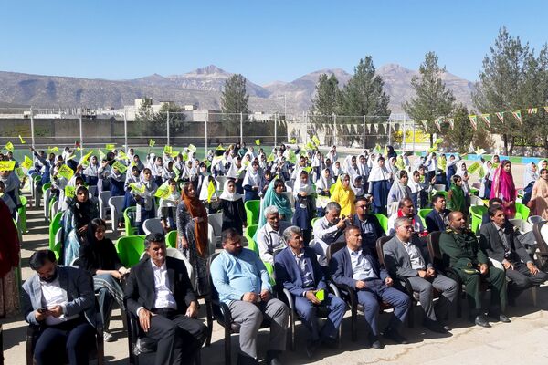 طلوع دانش در حاجی‌آباد لردگان؛ زنگ مهر، سرآغاز فصلی نو برای آینده‌سازان