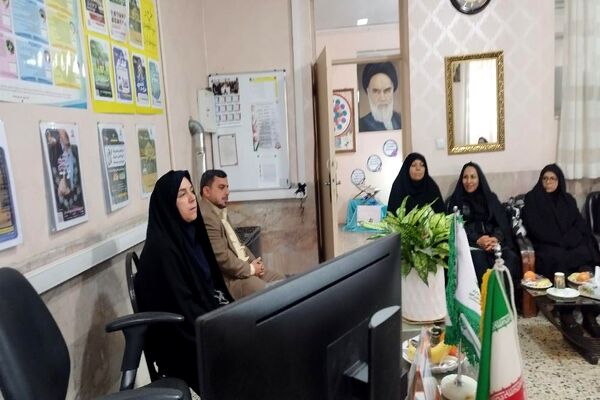 تجربه‌گردانی مدرسه شاهد شهدای وحدت در مشهد