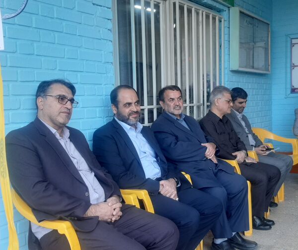 زنگ مهر در دبیرستان شاهد ابوذر غفاری نیشابور به صدا در آمد 