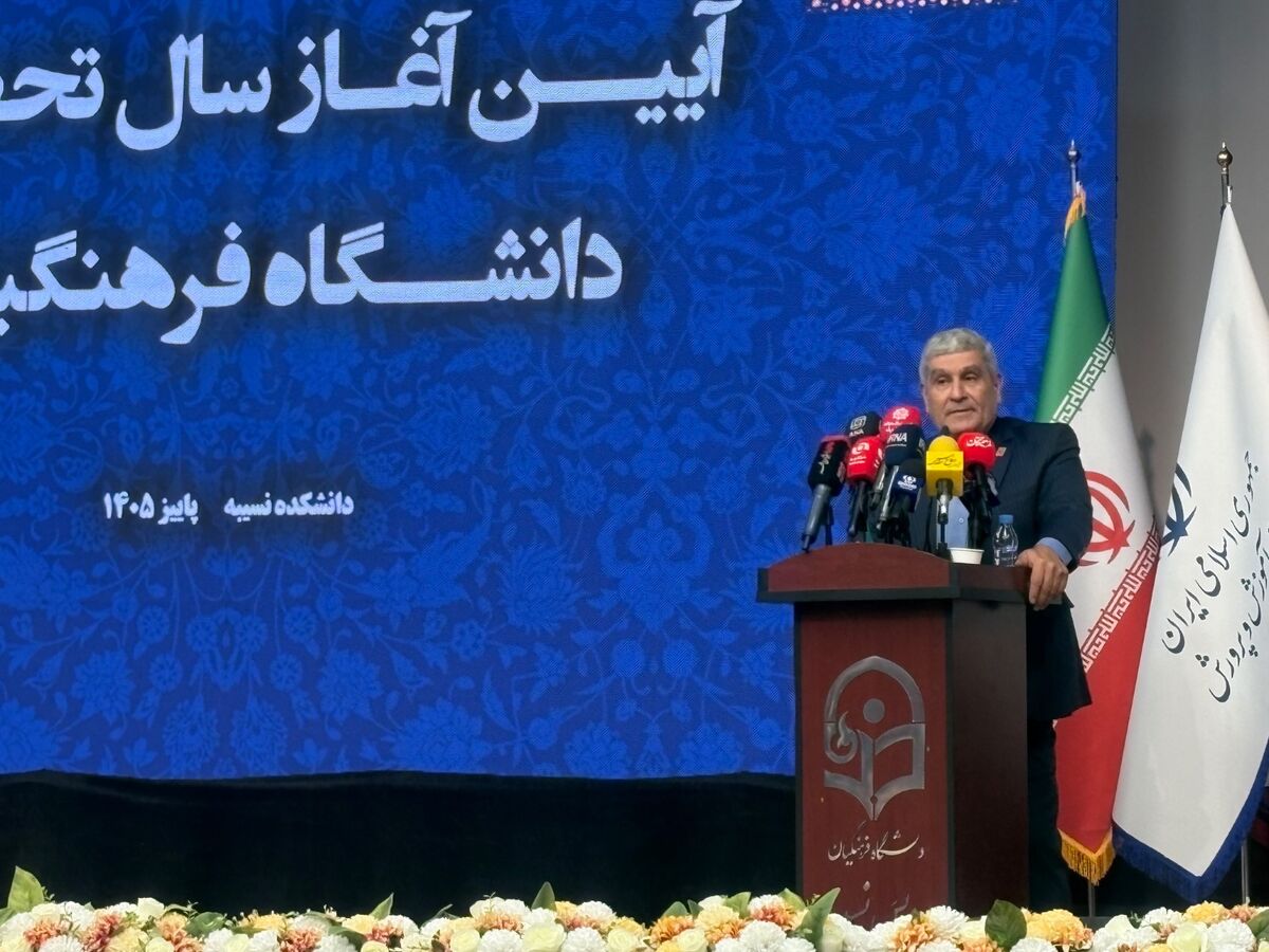 تحصیل ۱۱۲ هزار و ۷۳۱ دانشجو در دانشگاه فرهنگیان/ فعالیت‌های فرهنگی و پژوهشی دانشگاه تقویت می‌شود