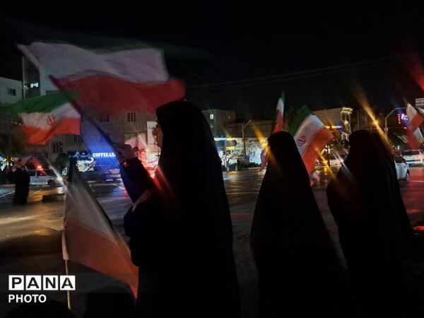 حضور حماسی مردم و فرهنگیان ناحیه ۶ در اجتماع بزرگ «یاوران ولایت»