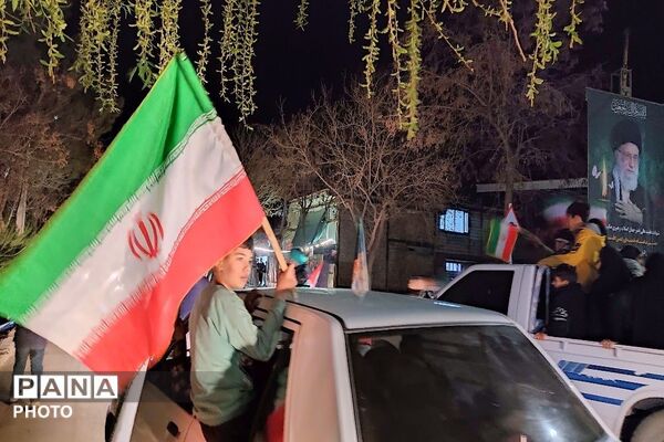 حماسه حضور مردن در خیابان های بار 