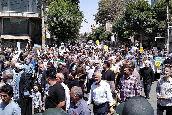 راهپیمایی پانزده خرداد کفن پوشان شهرستان ورامین