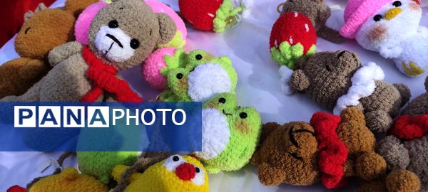 بازارچه کارآفرینی دانش آموزان دبیرستان پژمان بختیاری مشهد 