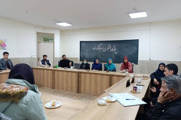 برگزاری جلسه نماد با محوریت حمایت و پیشگیری در مدرسه شهید رجایی