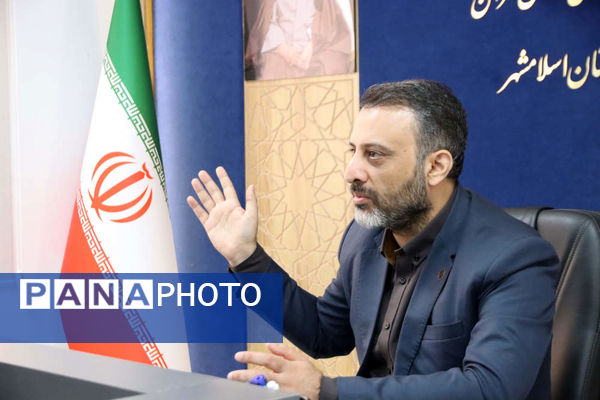 تقدیر از دانش‌آموز خبرنگاران فعال پانا اسلامشهر به مناسبت روز خبرنگار