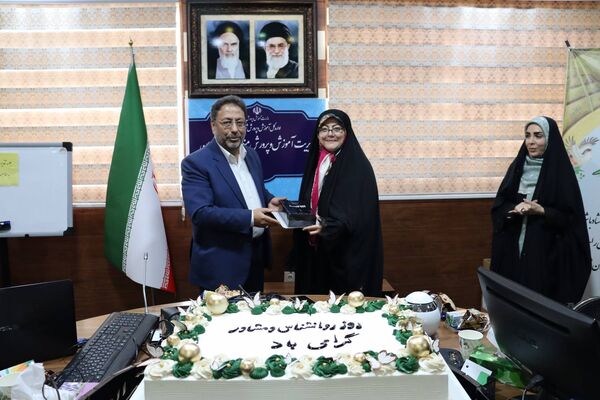 منطقه ۱۴ پیشگام قدردانی از حافظان سلامت روان دانش‌آموزان 