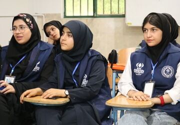 قهرمانی در کمال لطافت 