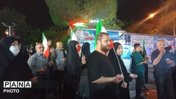 همدلی در شب؛ مردم در تجمعات اتحادمحور گردهم آمدند