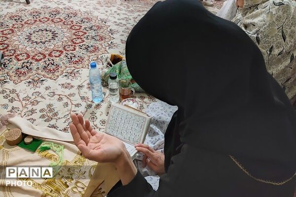 مراسم احیا و عزاداری شب اول قدر در شهر بار نیشابور  