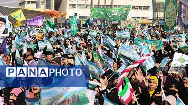 فریاد هم عهدی مردم مشهد با قائم آل محمد در اجتماع عظیم منتظران ظهور